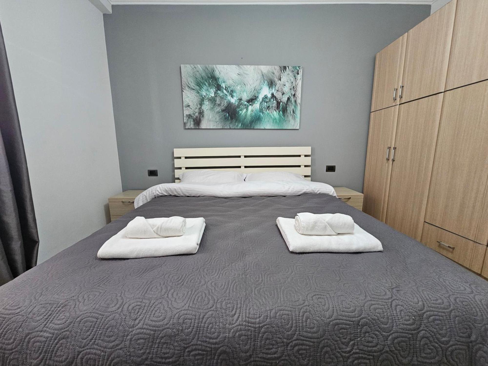 Wanderlust Tirana 2 Apartment Exterior photo